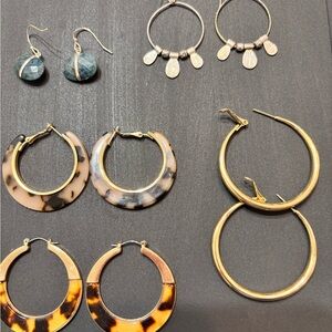 5 Pair lot of fashion earrings. Tortoiseshell, hoops, silver drops, etc.